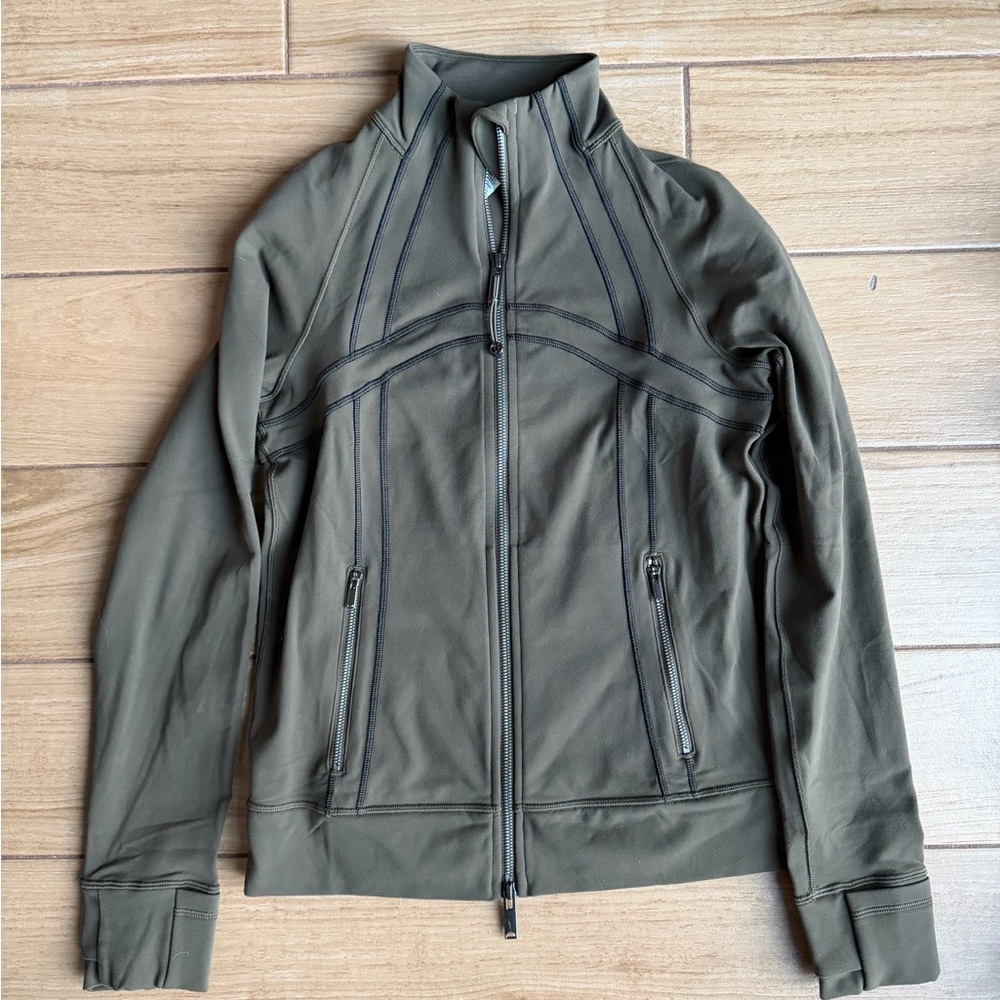 Lululemon Define Track Jacket - Picture 4 of 6